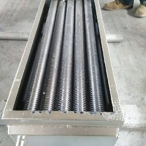 DELLOK Carbon Steel Base Tube Material Single Row Flat Fin Tube Hot Dip Galvanized